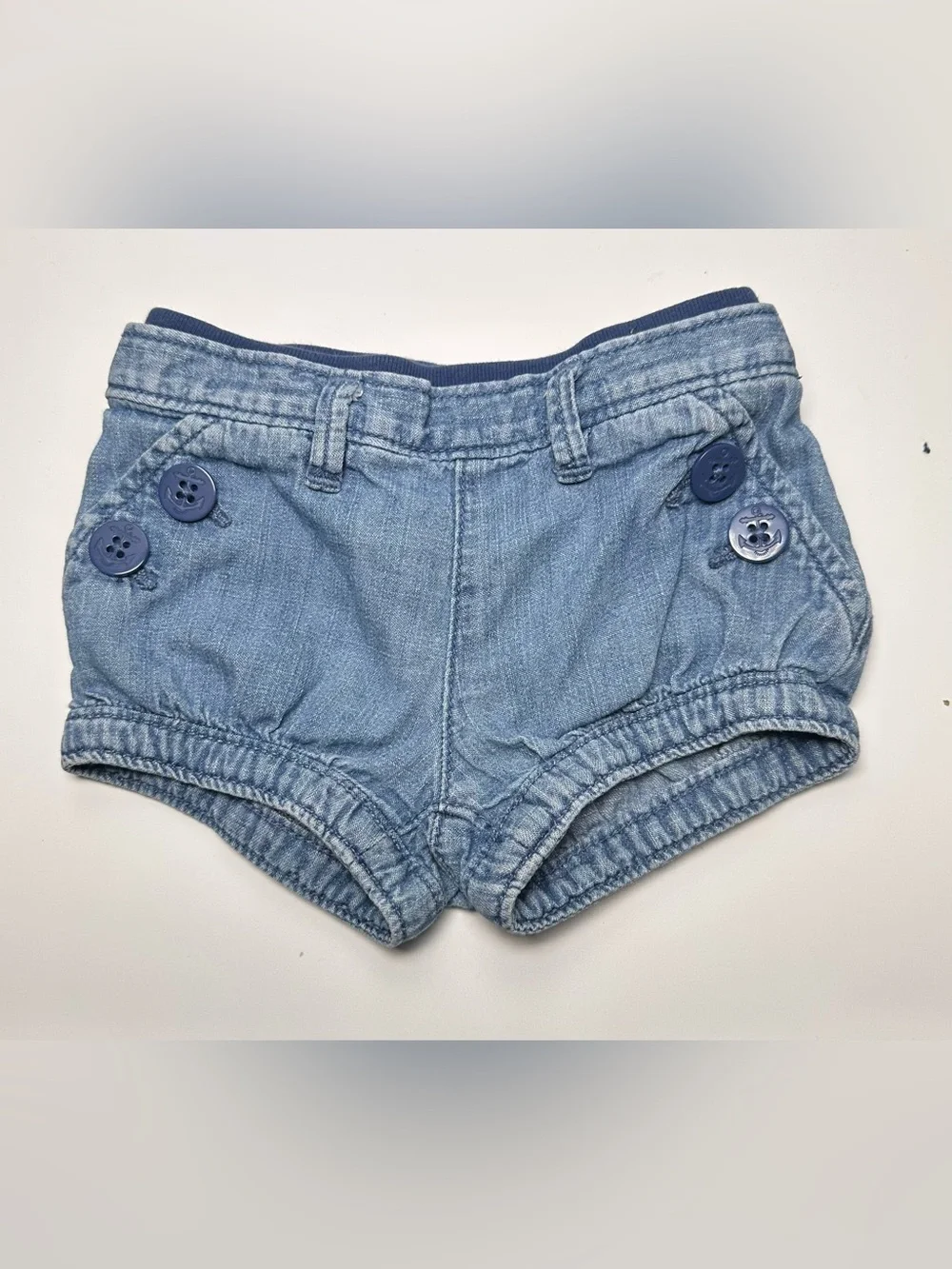 Baby GAP // Chambray Bubble Shorts Anchor Buttons 3-6 Months Blue Bloomer